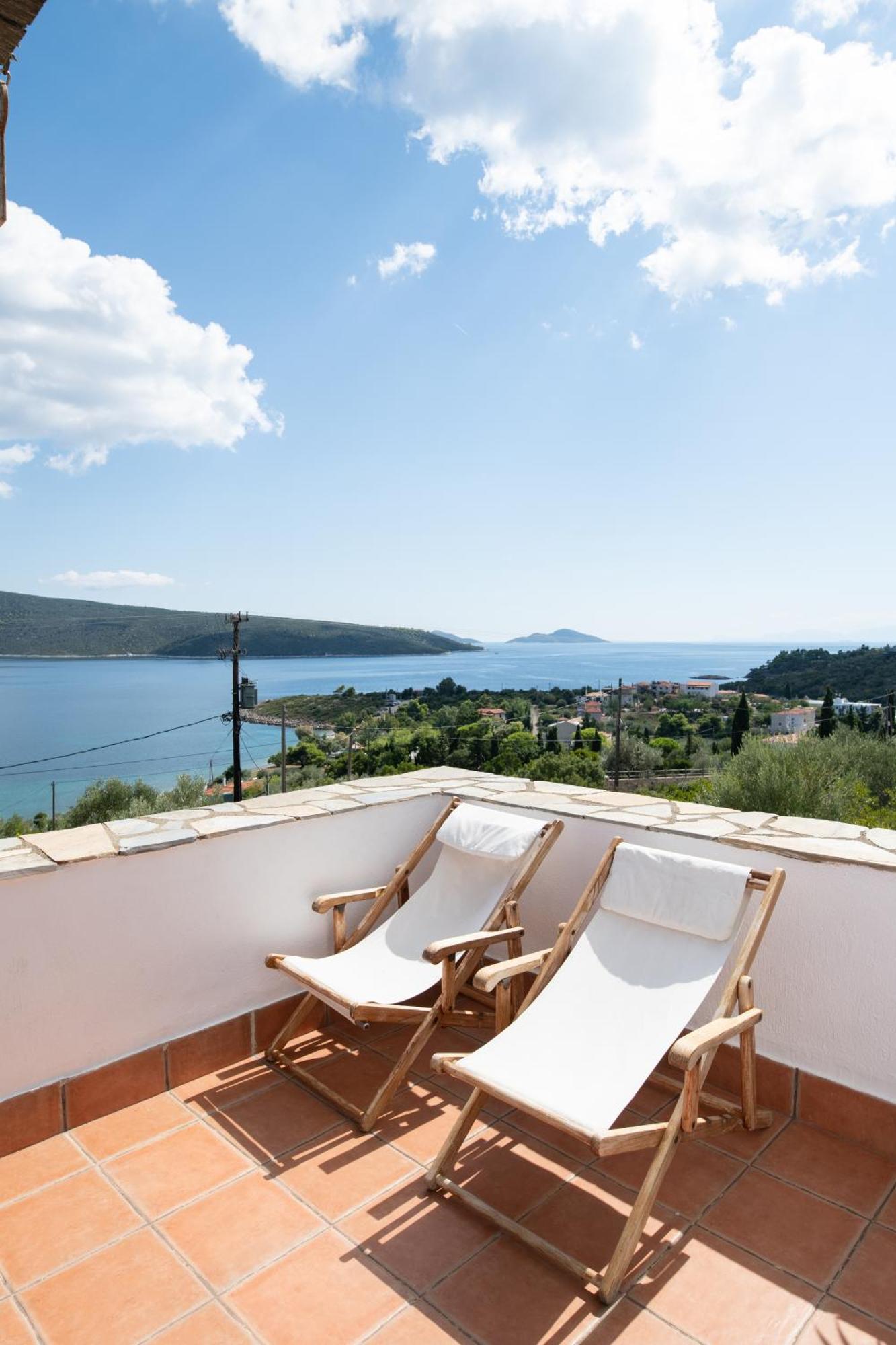Elea Steni Vala Alonissos