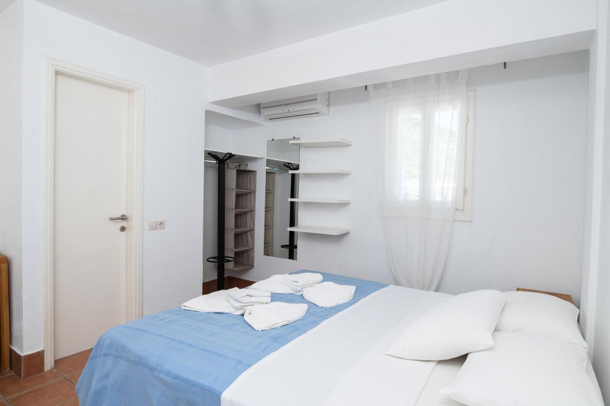 Elea Steni Vala Alonissos
